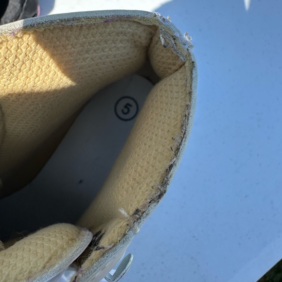 Riedel Women's White Figure Skates - Picture 3 of 3